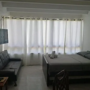 Serviciosislandbreeze Apartamento